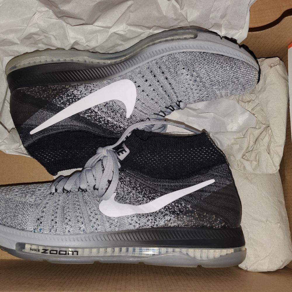 Nike Zoom All Out Flyknit- sz 7.5